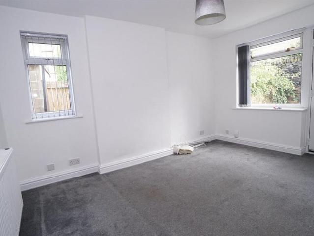House for rent in Eccleshill, West Yorkshire