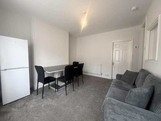 House for rent in Potters Corner, East Midlands