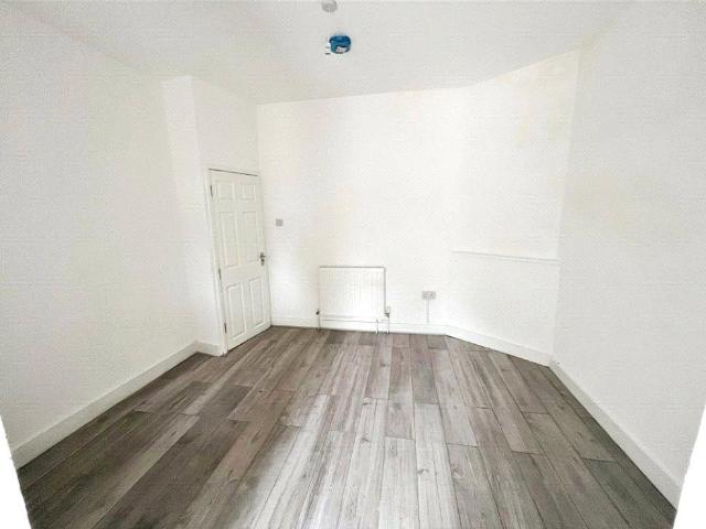 House for rent in Alton Barnes, Essex