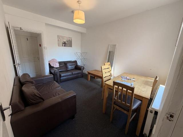 Room for rent in Northampton, Northamptonshire