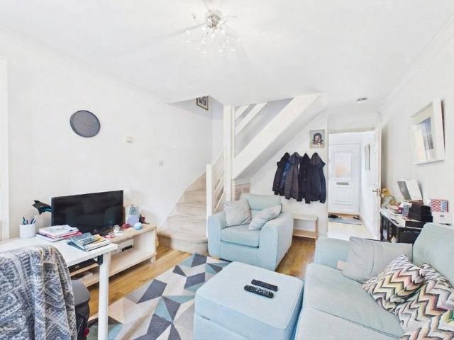 House for rent in Shinfield