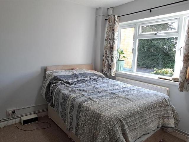 House for rent in Bushey, Bushey Heath