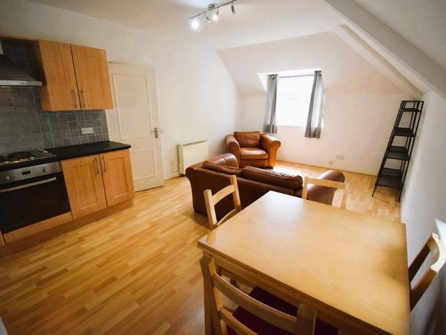 House for rent in Plasnewydd, Cardiff