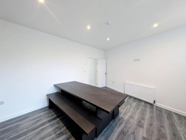 Room for rent in Holbeck, Beeston Hill