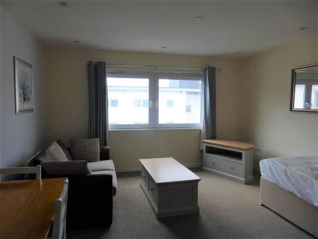 House for rent in Walcot West, Rodbourne