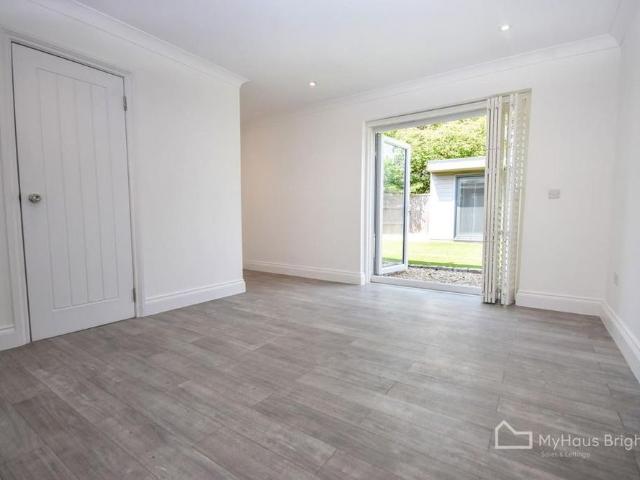 House for rent in Red Hill, Surrey