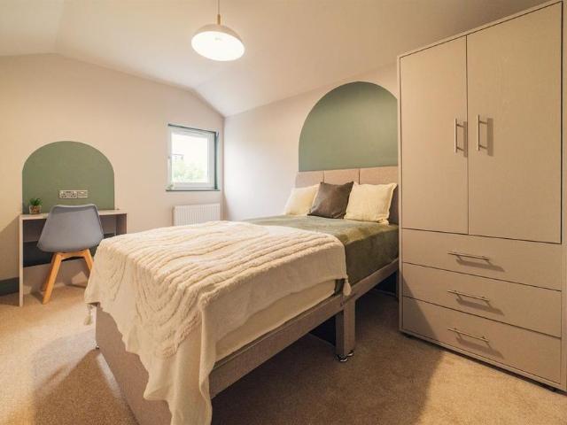 Room for rent in Pengam Green, Cardiff