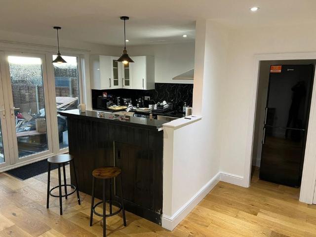 House for rent in London Borough of Croydon, Forestdale