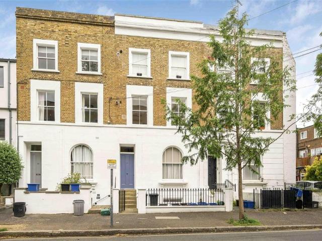House for rent in St Margarets, Greater London