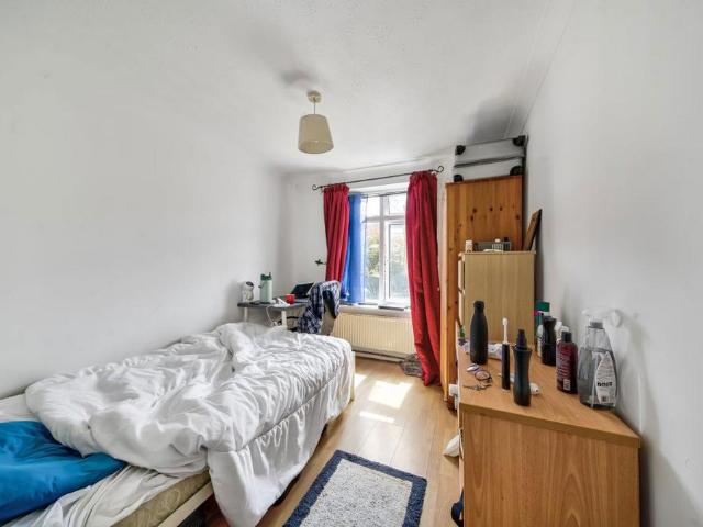 House for rent in Chichester, Littlecote