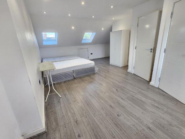 House for rent in London Borough of Merton, Mitcham