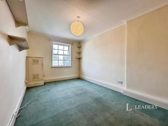House for rent in Ewens Farm, Golden Valley