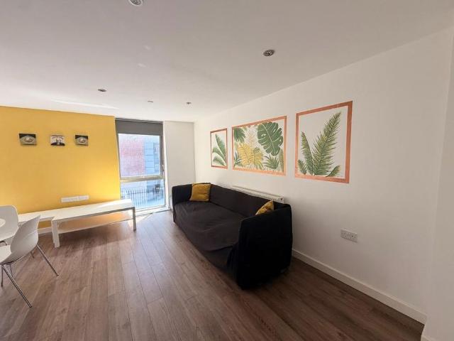 House for rent in Saint Vincent's, Netherthorpe