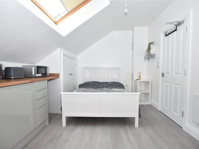 House for rent in London Borough of Croydon, Greater London