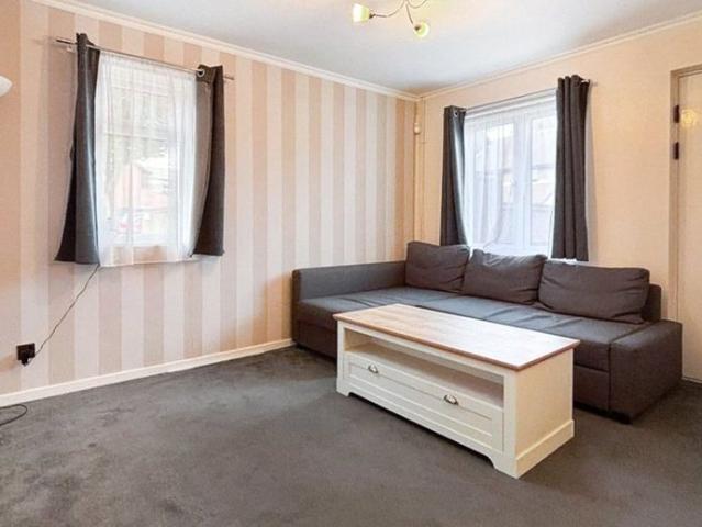 House for rent in Swanley, The Butts