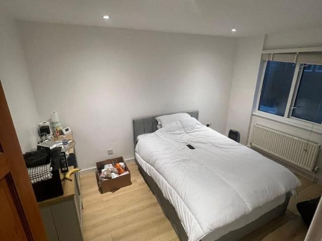 House for rent in London Borough of Croydon, Forestdale