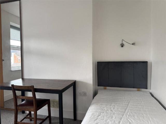 House for rent in West Oxford, The Slade