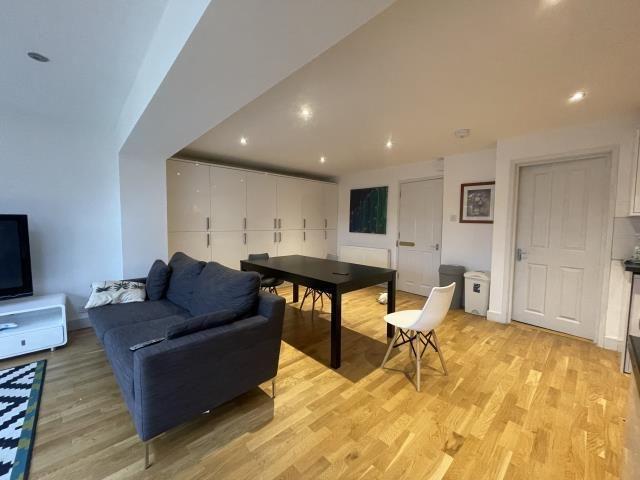 House for rent in Thrupp, Evershot