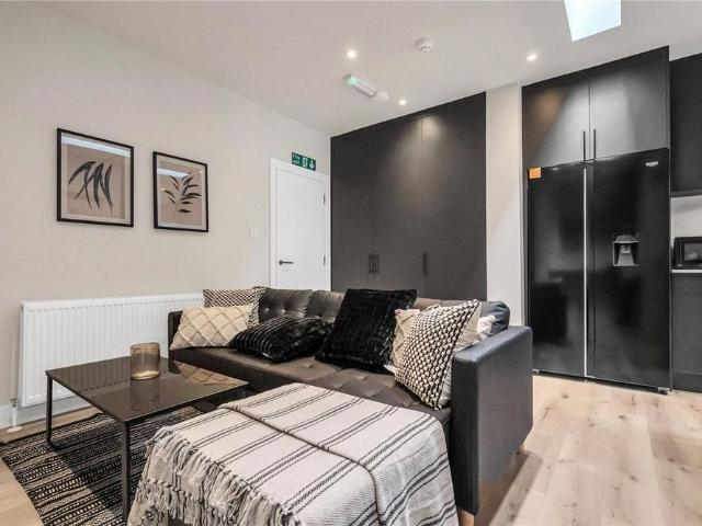 House for rent in Westminster, Victoria