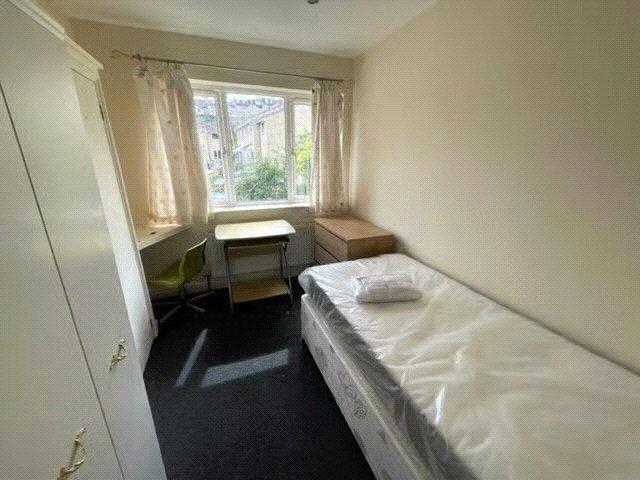House for rent in South Twerton, Dulcote