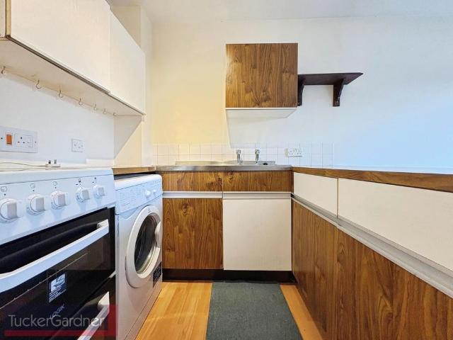 House for rent in Kerridge Close, Cambridge