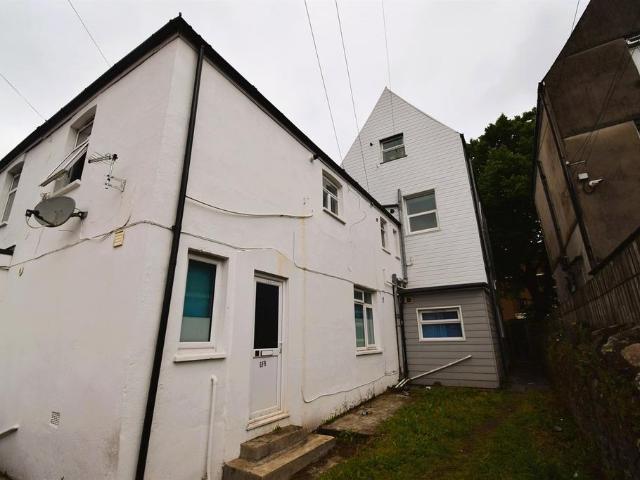 House for rent in Falcon Lodge, Wales