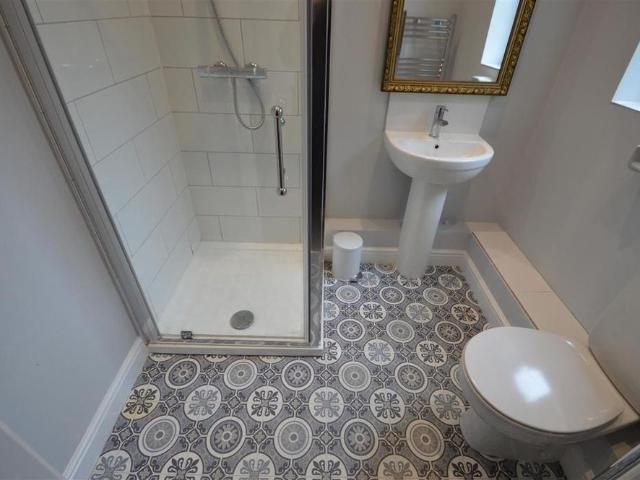 Room for rent in Hulme, Georgia