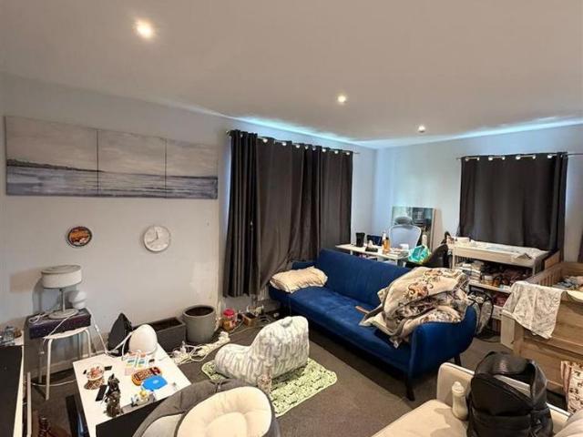 House for rent in Belle Grove, Greater London