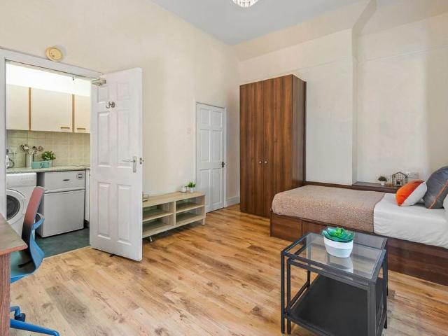 House for rent in Burley, West Yorkshire