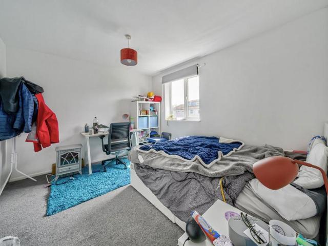 House for rent in Chichester, Littlecote