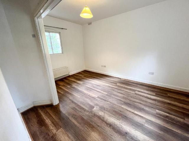 House for rent in Wake Green, West Midlands