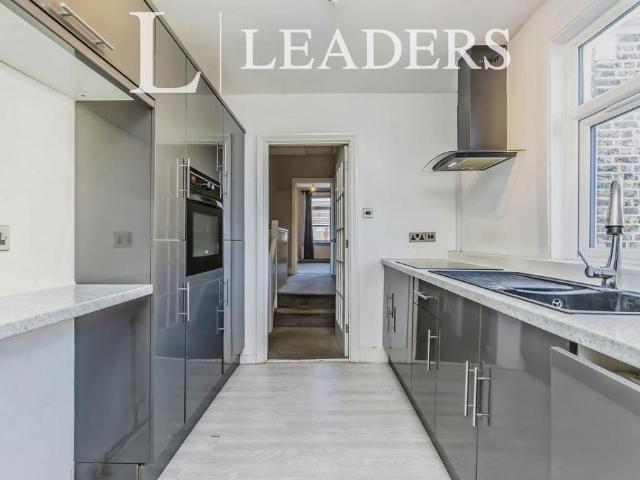 House for rent in London Borough of Croydon, Addiscombe