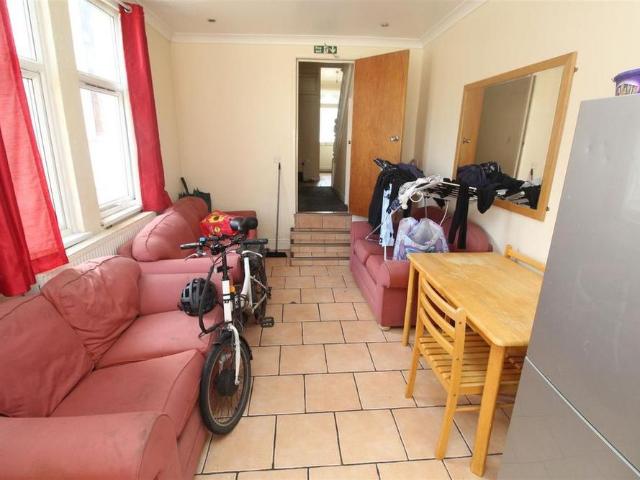 House for rent in Falcon Lodge, Wales