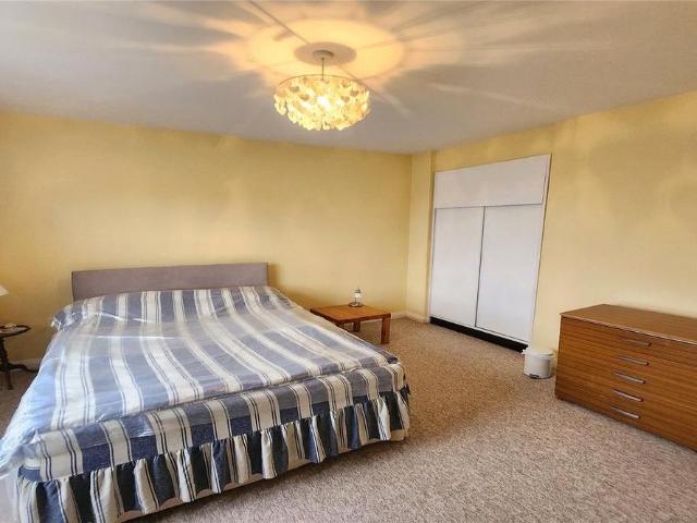 House for rent in Gerrards Cross, Tatling End