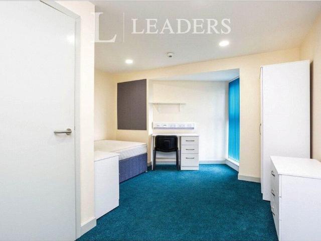House for rent in Fratton, City Of Portsmouth