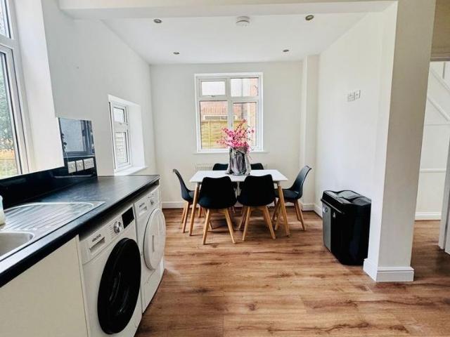 House for rent in Farley Hill, Spring Park