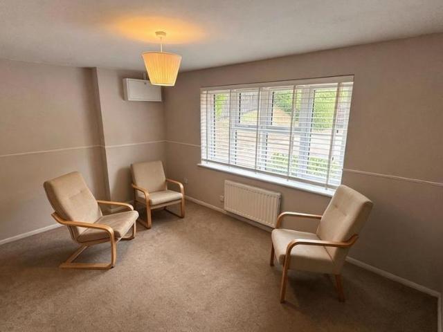 House for rent in Hilltop, Lye Green