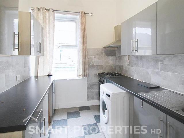House for rent in Milnsbridge, West Yorkshire