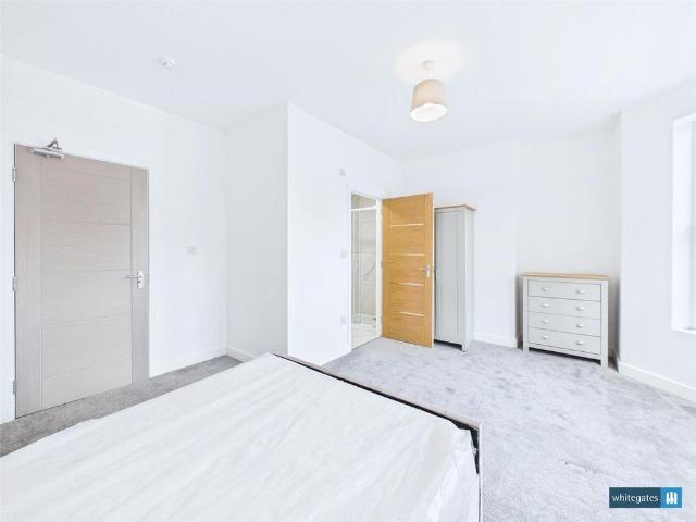 Room for rent in City Centre, Doncaster