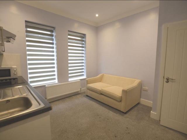 Room for rent in Parkstone, Poole