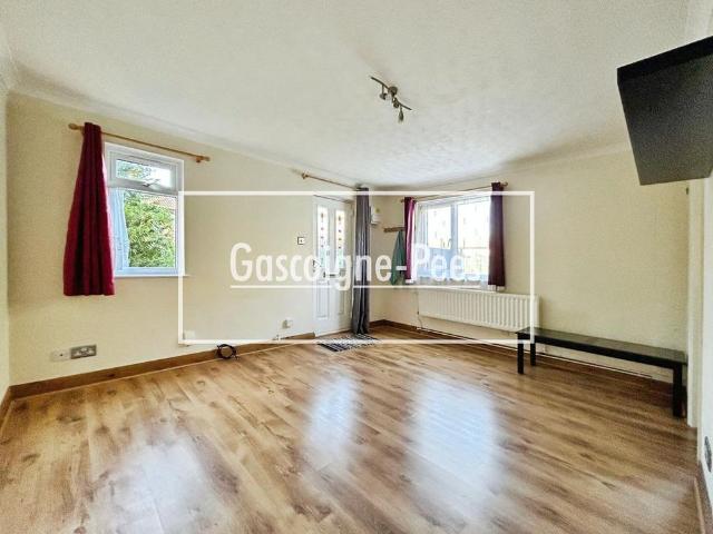 House for rent in Riverdene, Priest Down