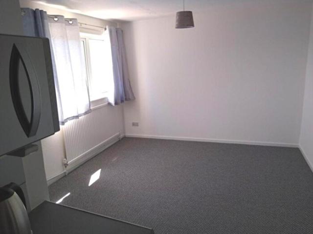 Apartment for rent in Thorplands, Northampton