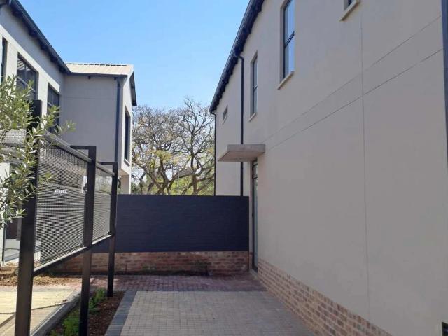 House for rent in Waterkloof, Gauteng