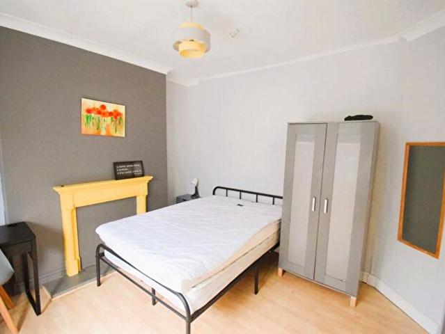 Apartment for rent in Pontypridd, Wales