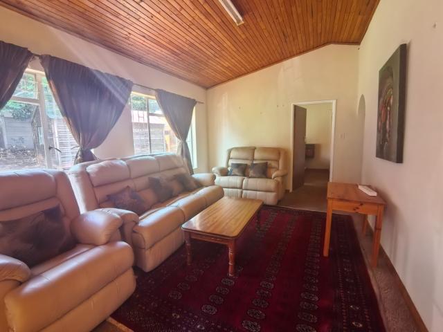 House for rent in Waterkloof, Gauteng