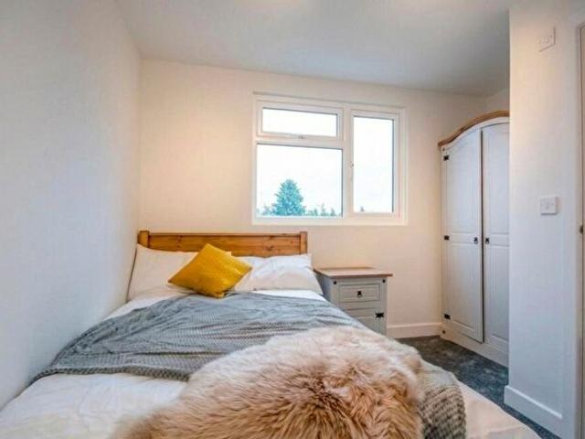 Apartment for rent in Ball Hill, West Midlands