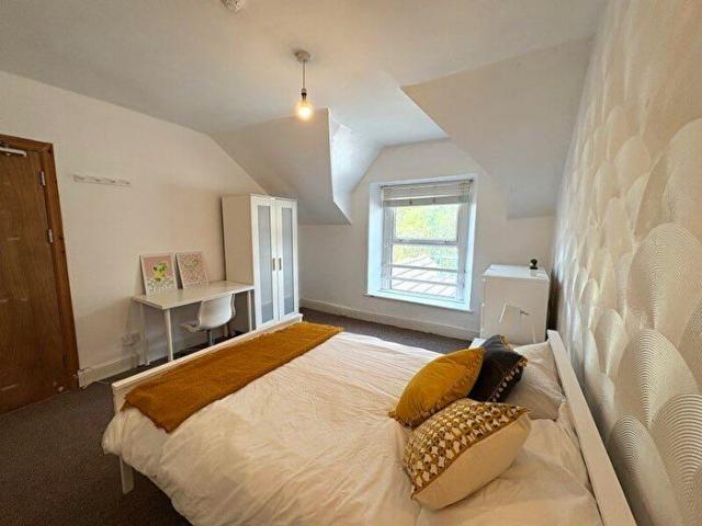 Apartment for rent in Nangreaves, Wales