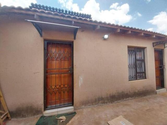 House for rent in Protea Glen, Soweto