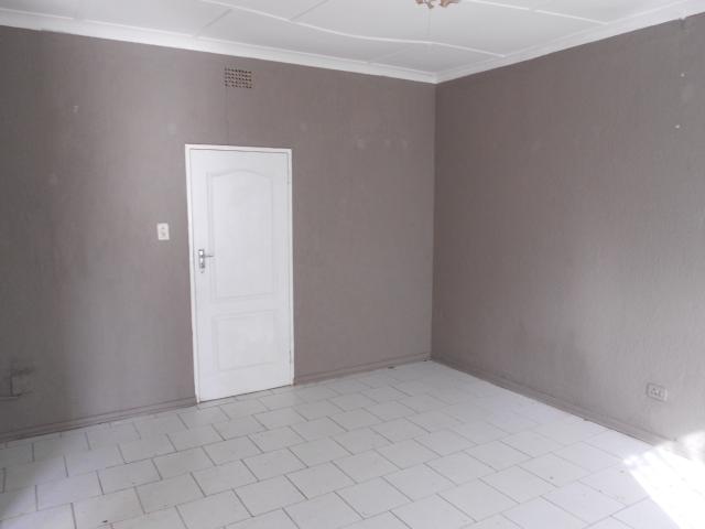 House for rent in Vosloorus, Gauteng
