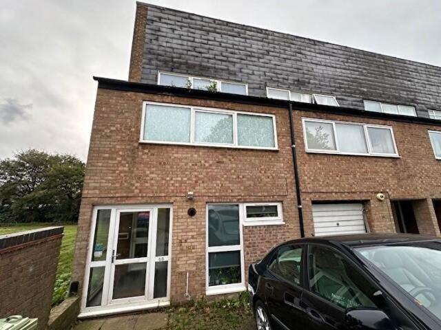 Apartment for rent in Oakridge Park, Stantonbury
